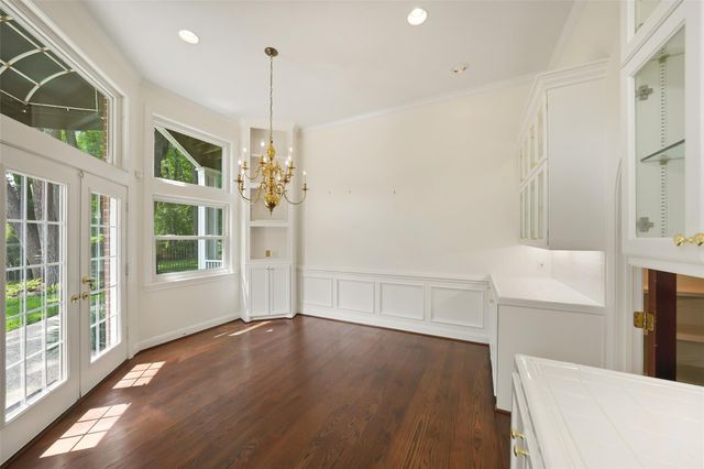 5607 Walnut Point Drive, Houston, TX 77345