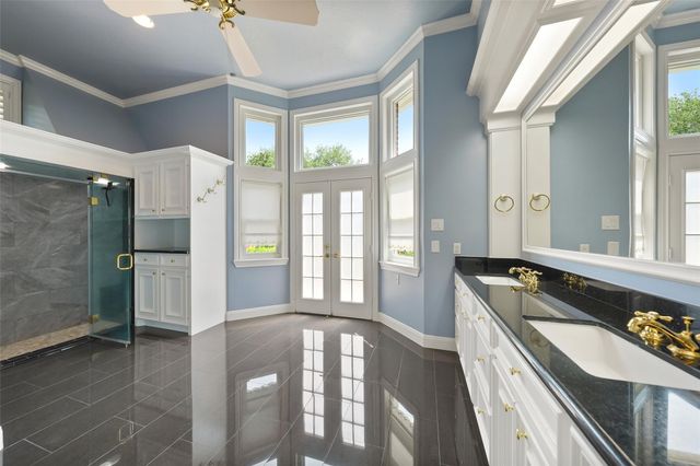 5607 Walnut Point Drive, Houston, TX 77345