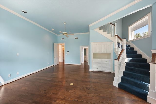 5607 Walnut Point Drive, Houston, TX 77345