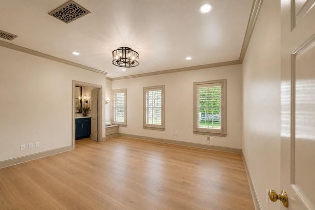 5607 Walnut Point Drive, Houston, TX 77345