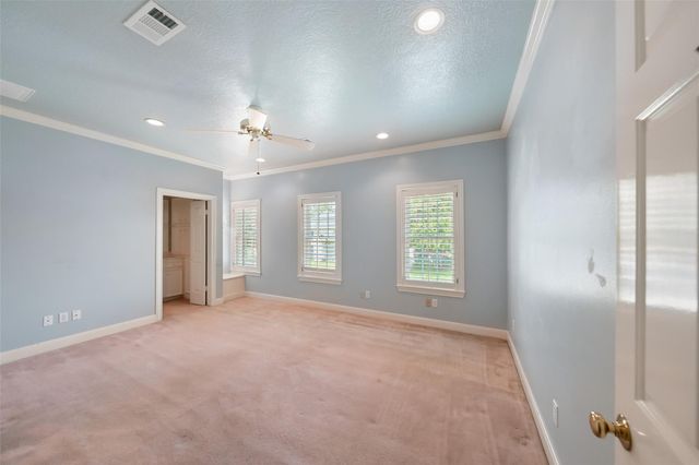 5607 Walnut Point Drive, Houston, TX 77345