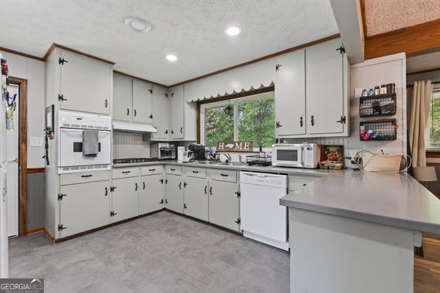 14 Don Drive NE, Rome, GA 30165