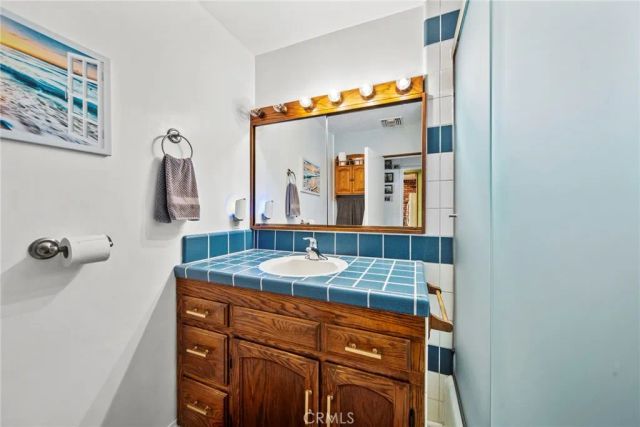 10111 Elkwood, Sun Valley, CA 91352