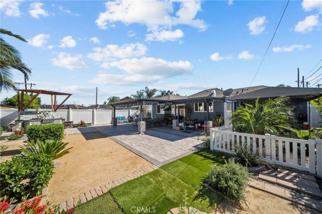 10111 Elkwood, Sun Valley, CA 91352