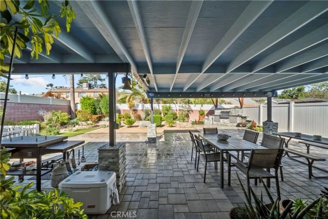 10111 Elkwood, Sun Valley, CA 91352