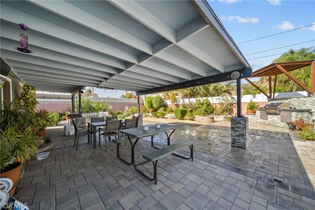 10111 Elkwood, Sun Valley, CA 91352