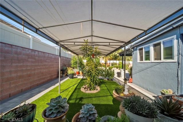 10111 Elkwood, Sun Valley, CA 91352