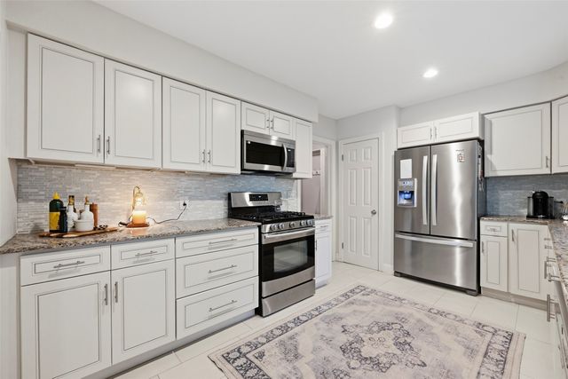 4817 Winthrop Avenue E, Fort Worth, TX 76116