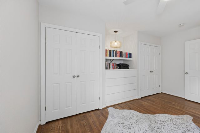 4817 Winthrop Avenue E, Fort Worth, TX 76116