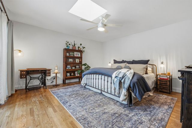 4817 Winthrop Avenue E, Fort Worth, TX 76116