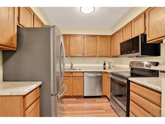 3322 S Ammons St 7-101, Lakewood, CO 80227