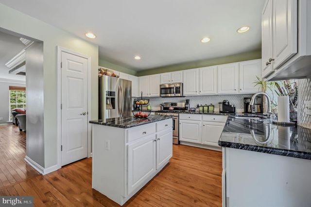 32 GLENNWOOD DR, Newark, DE 19702