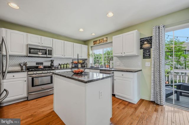 32 GLENNWOOD DR, Newark, DE 19702