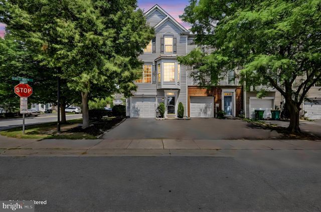 32 GLENNWOOD DR, Newark, DE 19702