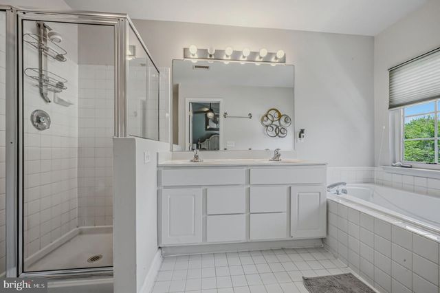 32 GLENNWOOD DR, Newark, DE 19702