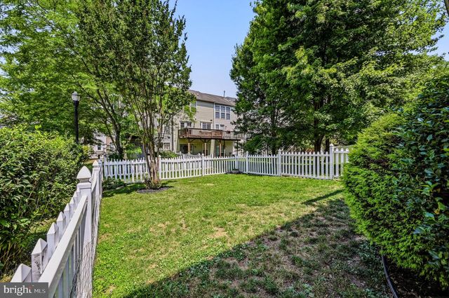 32 GLENNWOOD DR, Newark, DE 19702