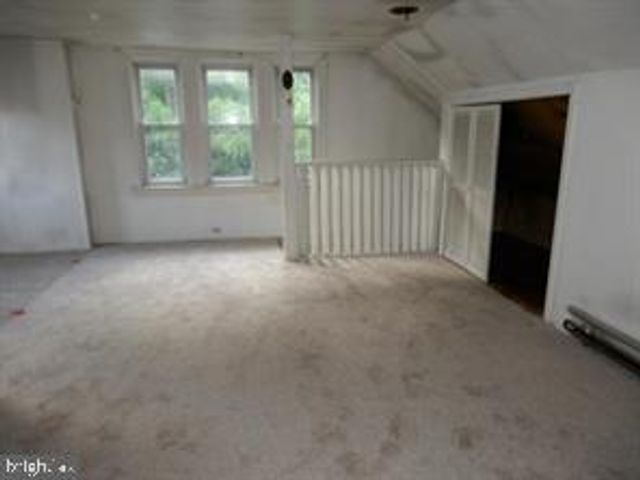 34 ARLINGTON AVE, Trenton, NJ 08618