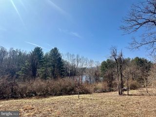 LAKESIDE DR, Charlottesville, VA 22901