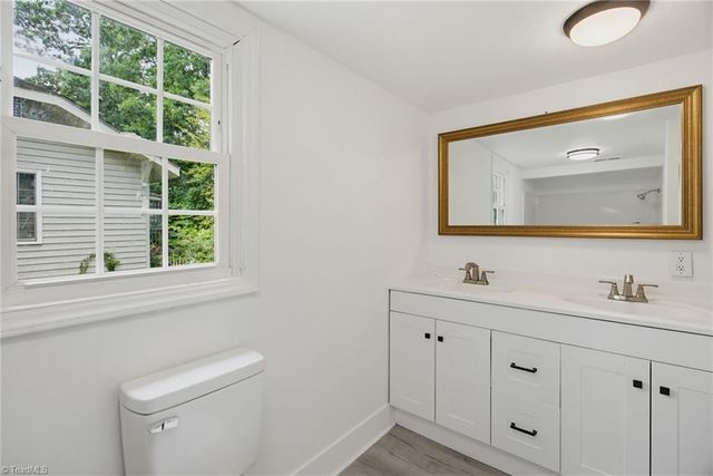 404 Hickory Chapel Road, High Point, NC 27260