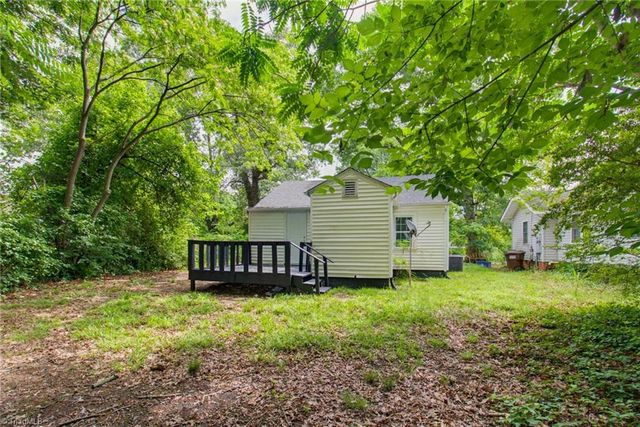 404 Hickory Chapel Road, High Point, NC 27260