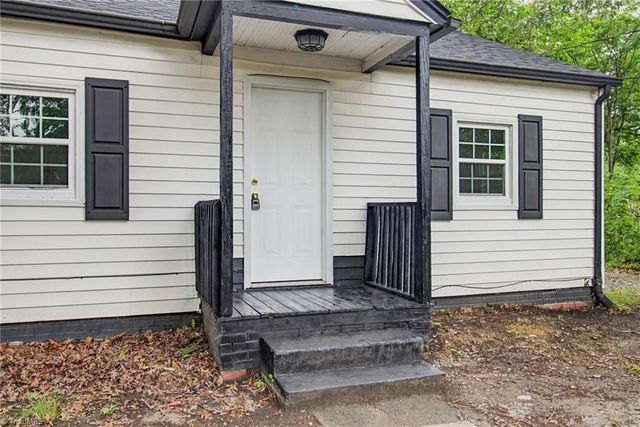 404 Hickory Chapel Road, High Point, NC 27260