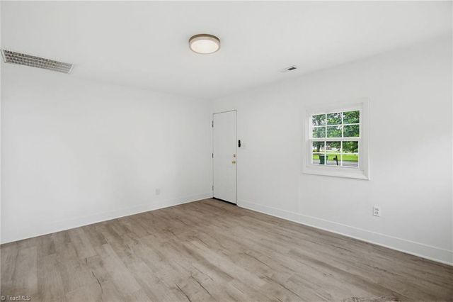 404 Hickory Chapel Road, High Point, NC 27260