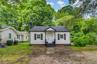 404 Hickory Chapel Road, High Point, NC 27260