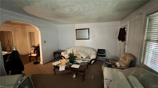 1907 Azalea AVE, Portsmouth, VA 23704