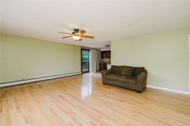 333 Hancock Street, Tiverton, RI 02878