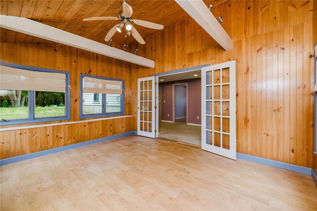 333 Hancock Street, Tiverton, RI 02878