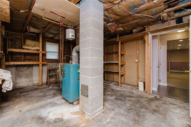 333 Hancock Street, Tiverton, RI 02878