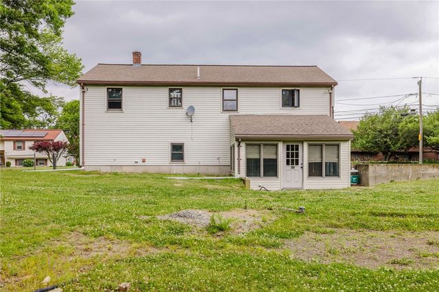 333 Hancock Street, Tiverton, RI 02878