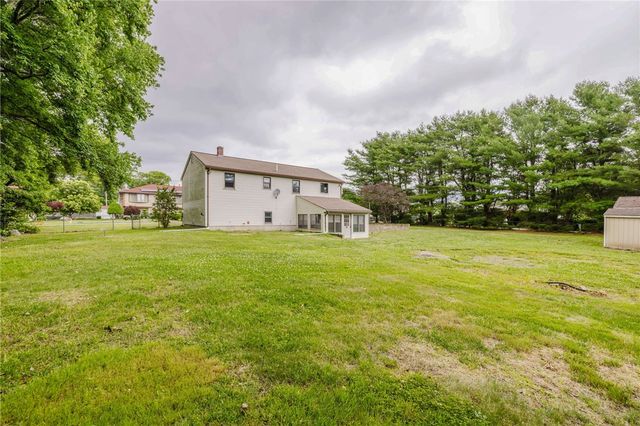 333 Hancock Street, Tiverton, RI 02878