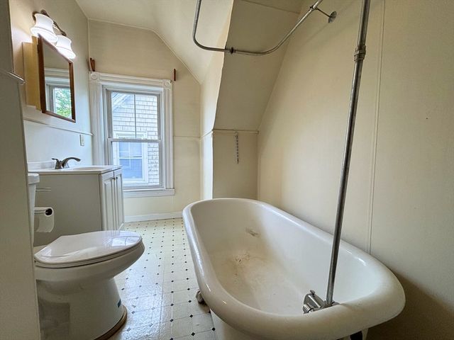 23 Park Rd 3, Belmont, MA 02478
