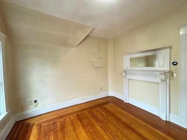 23 Park Rd 3, Belmont, MA 02478