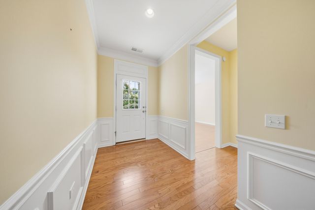 2812 Cascade Falls Circle, Elgin, IL 60124