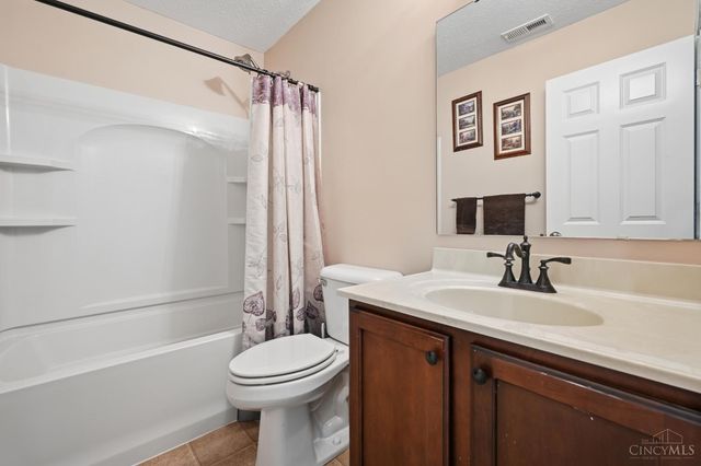 3268 Thoroughbred Drive, Goshen Twp, OH 45140