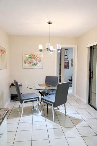 35 Brentwood Drive, Boynton Beach, FL 33436