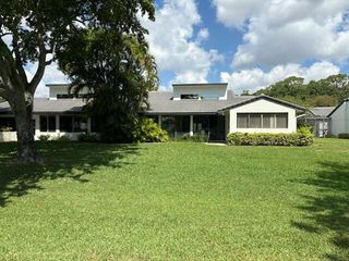 35 Brentwood Drive, Boynton Beach, FL 33436