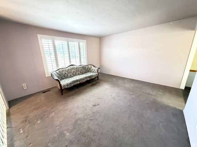 4666 S EDGEWARE LN, Taylorsville, UT 84129