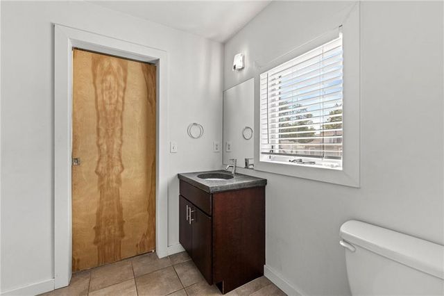 4525 Wyoming Street, Kansas City, MO 64111