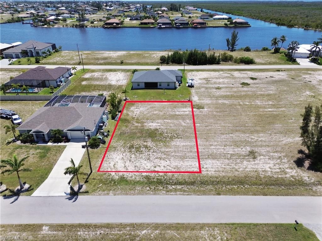 4624 NW 33rd LN, CAPE CORAL, FL 33993 — exterior