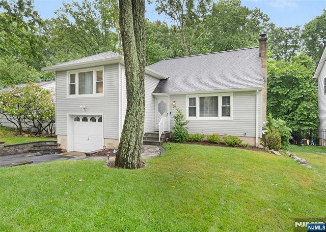 38 Seneca Avenue, Rockaway Township, NJ 07866