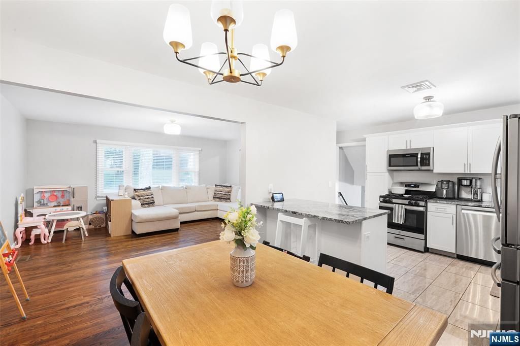 38 Seneca Avenue, Rockaway Township, NJ 07866