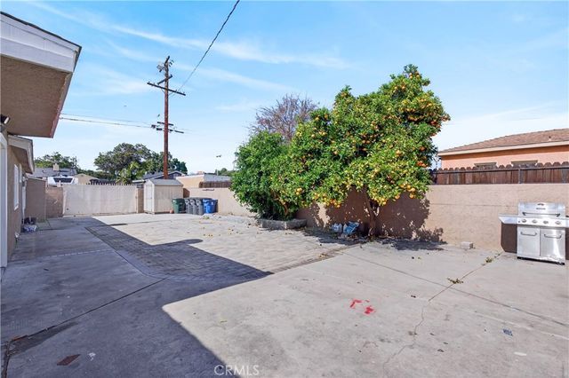 6127 Adenmoor Avenue, Lakewood, CA 90713