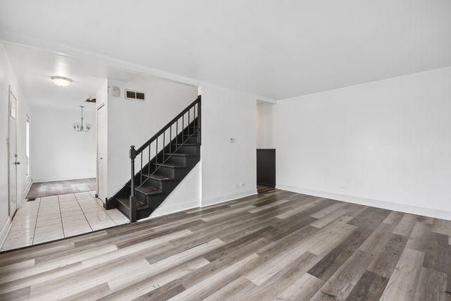 173 Williamsburg Road, Country Club Hills, IL 60478