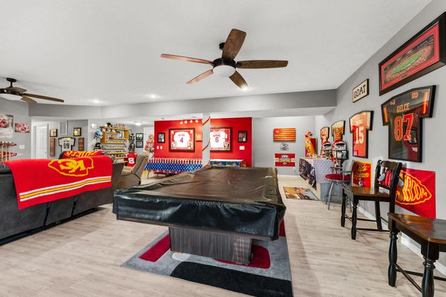 1054 W Itaska Road, Nixa, MO 65714