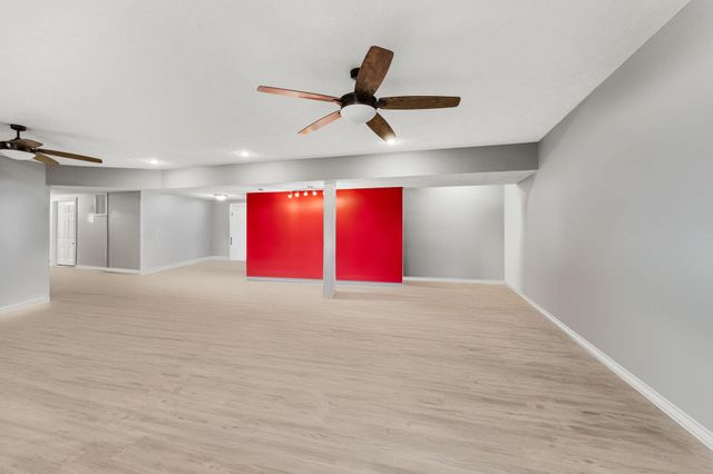 1054 W Itaska Road, Nixa, MO 65714