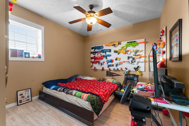 1054 W Itaska Road, Nixa, MO 65714