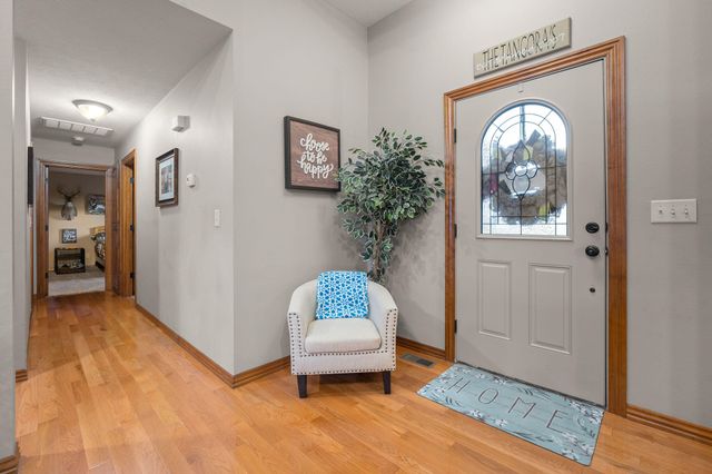 1054 W Itaska Road, Nixa, MO 65714